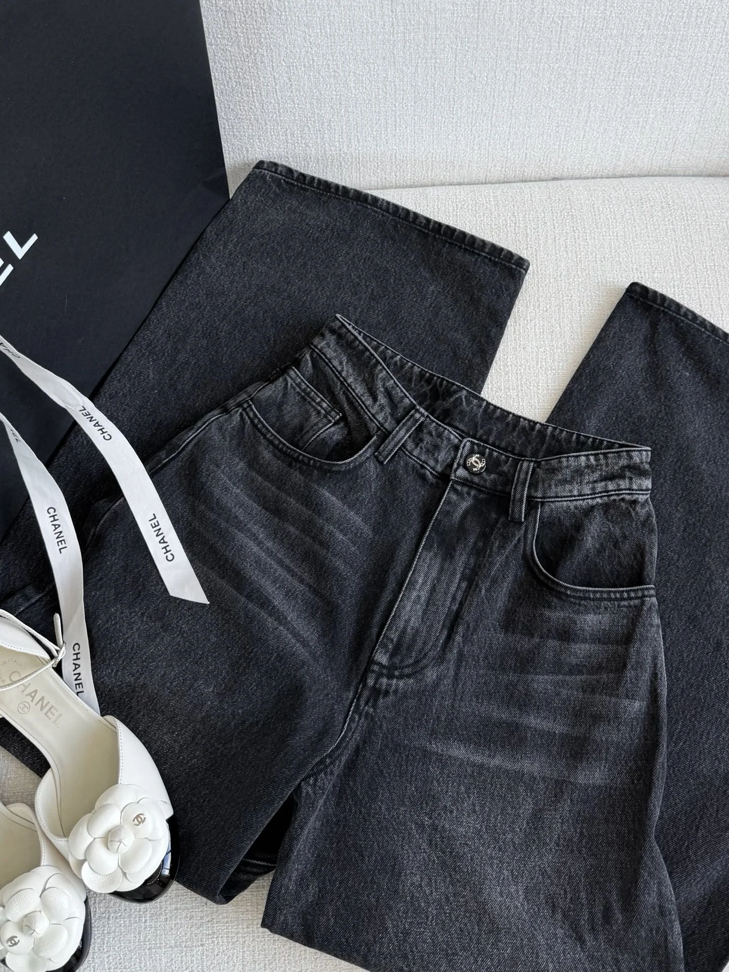 CHANEL Trousers S-L C40202608040208