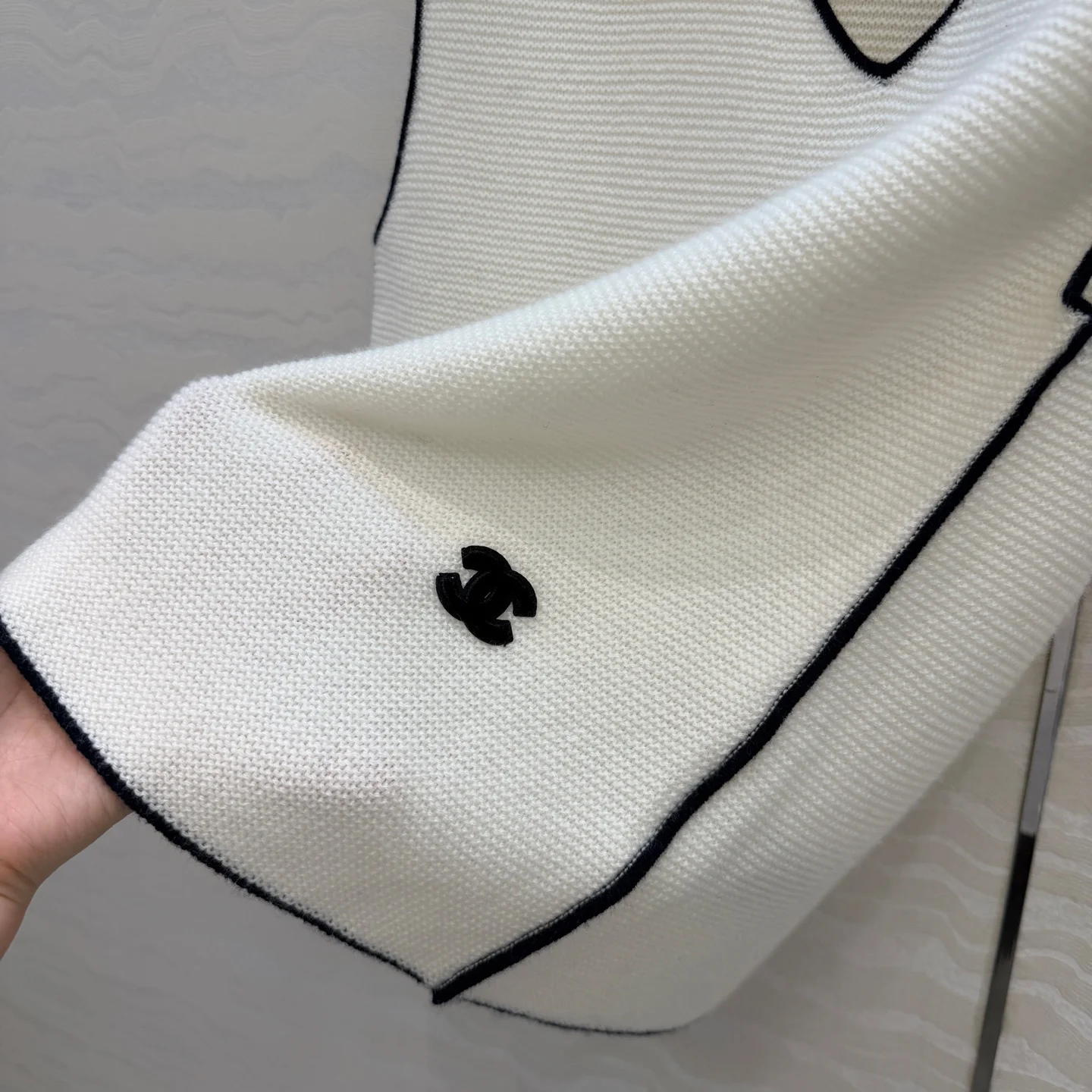 CHANEL Vests Cashmere 36-40 B85202608041718 - Image 7
