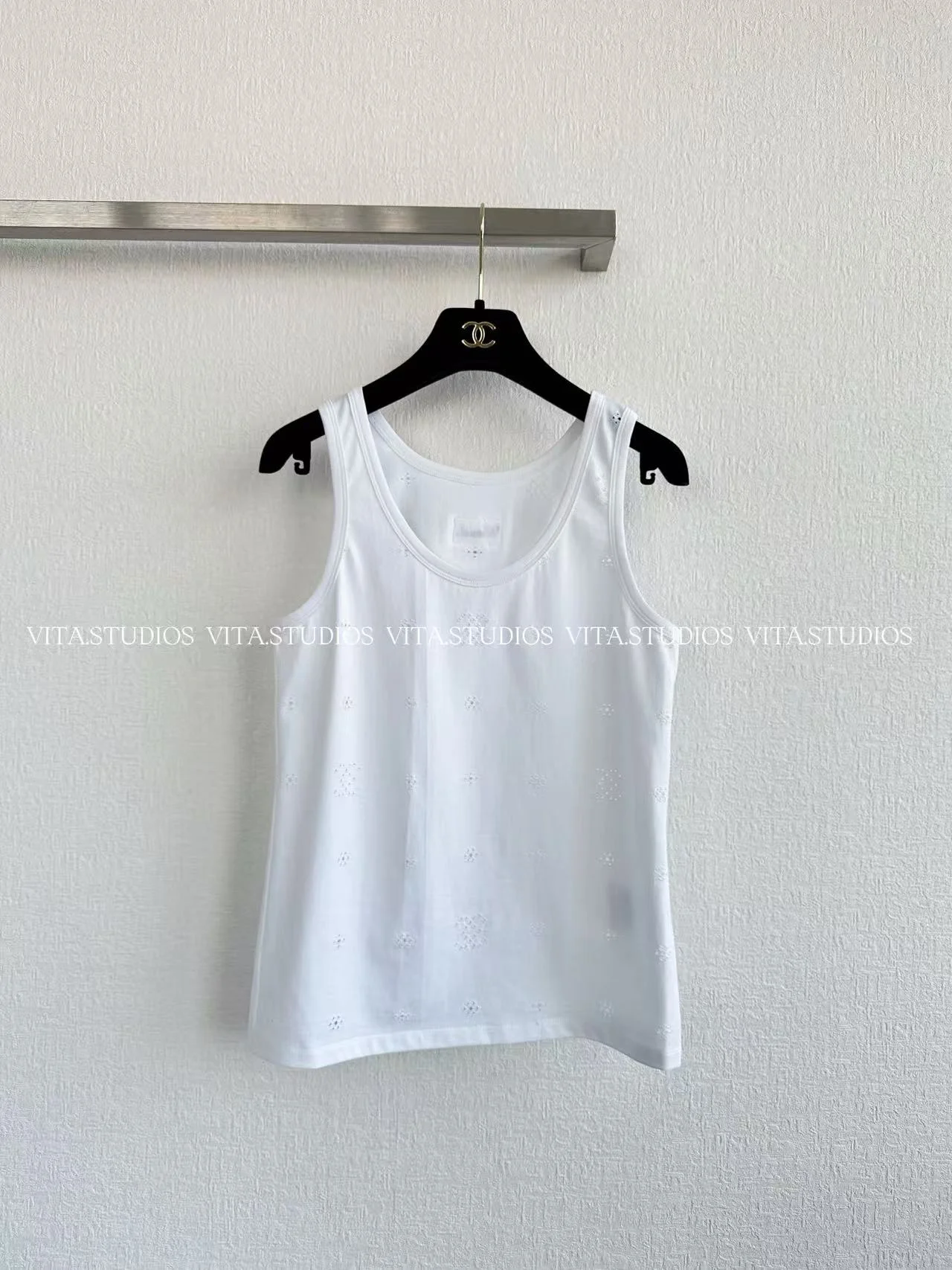 CHANEL Vests Combed Cotton S M L B30202608042064