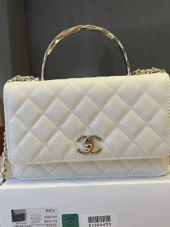 Alternative view of CHANEL Wallet Bags Leather (White-Gold) 19CM E70202608072117