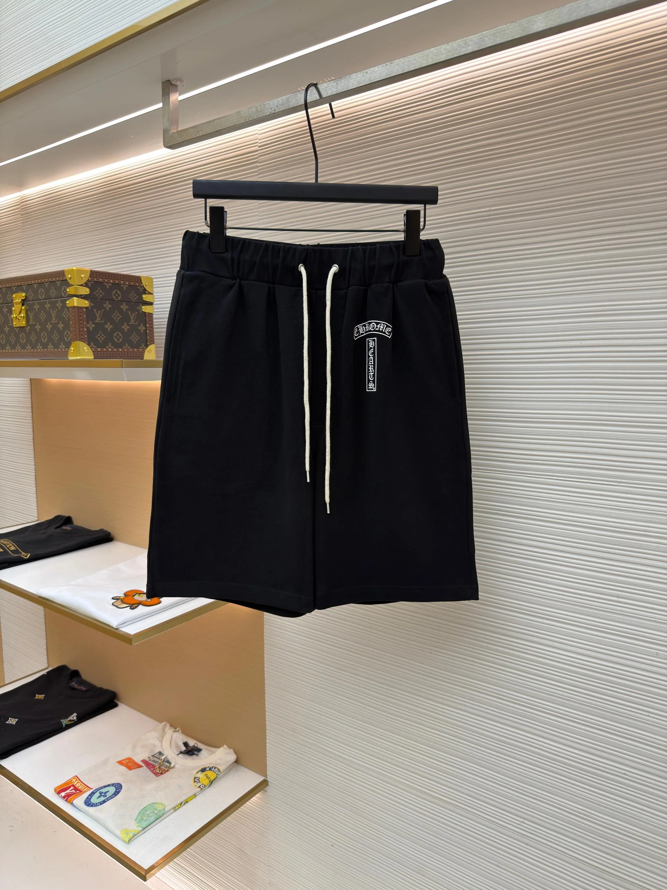 CHROME HEARTS Shorts S-L A85202608060468