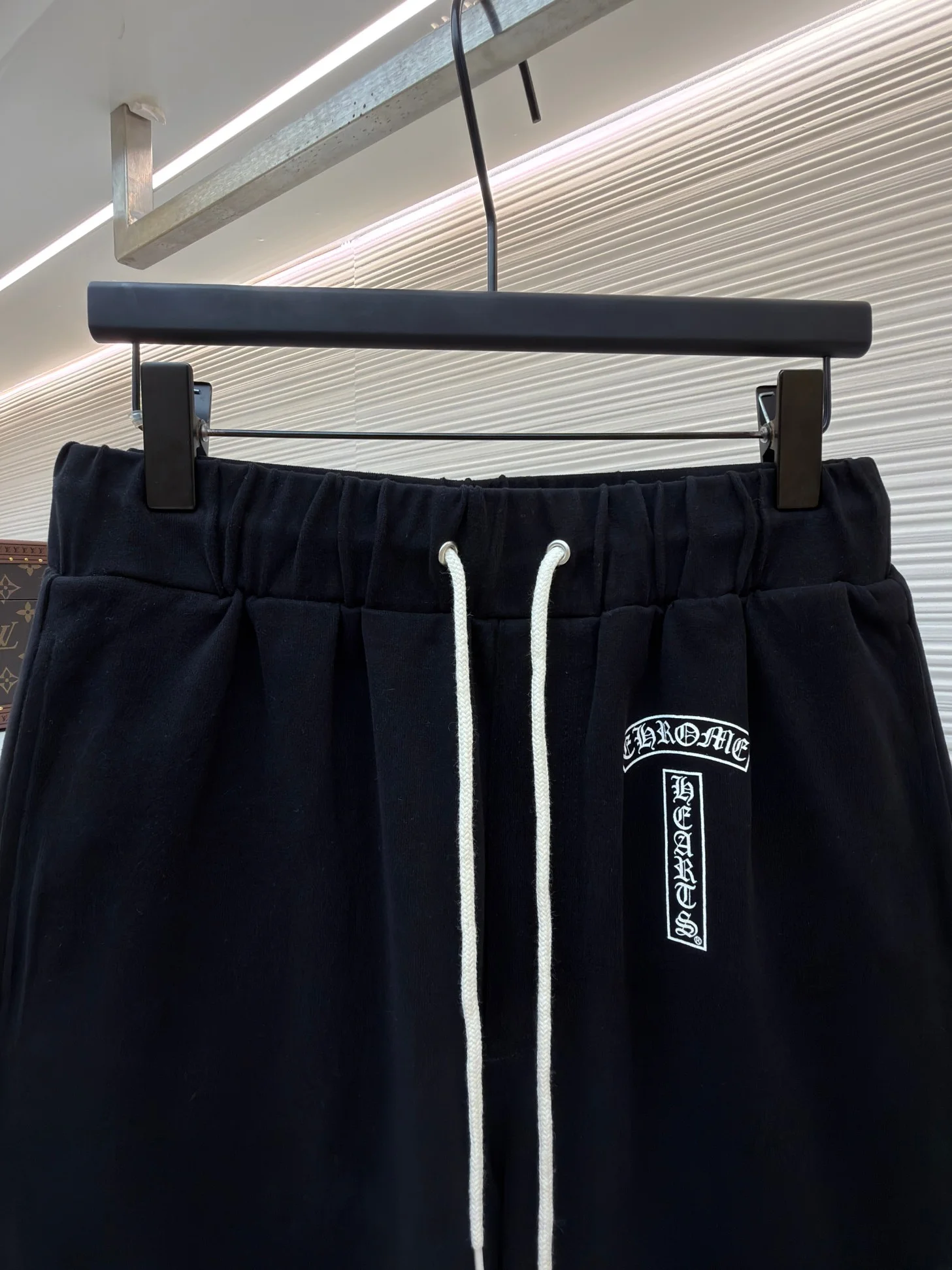 CHROME HEARTS Shorts S-L A85202608060468 - Image 3