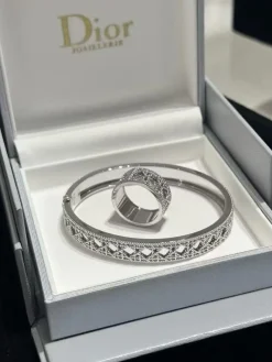 Alternative view of DIOR Bracelets Copper A25202608050203