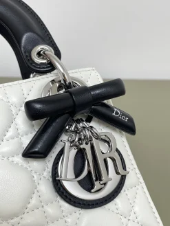 Alternative view of DIOR Crossbody Bags Lamb Leather (White-Black) 17X7X15CM F50202608060151