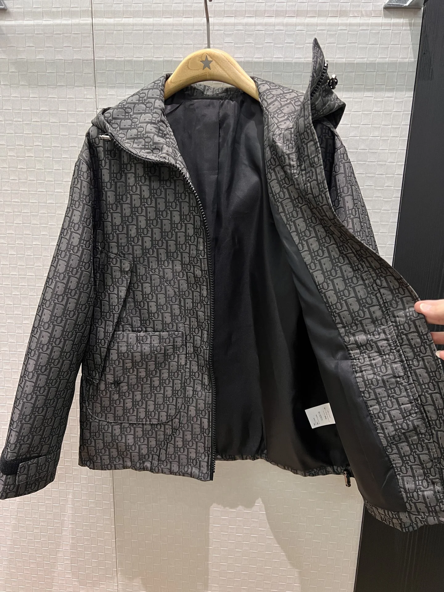 DIOR Jackets Jacquard Logo S-M-L C70202608042388 - Image 6