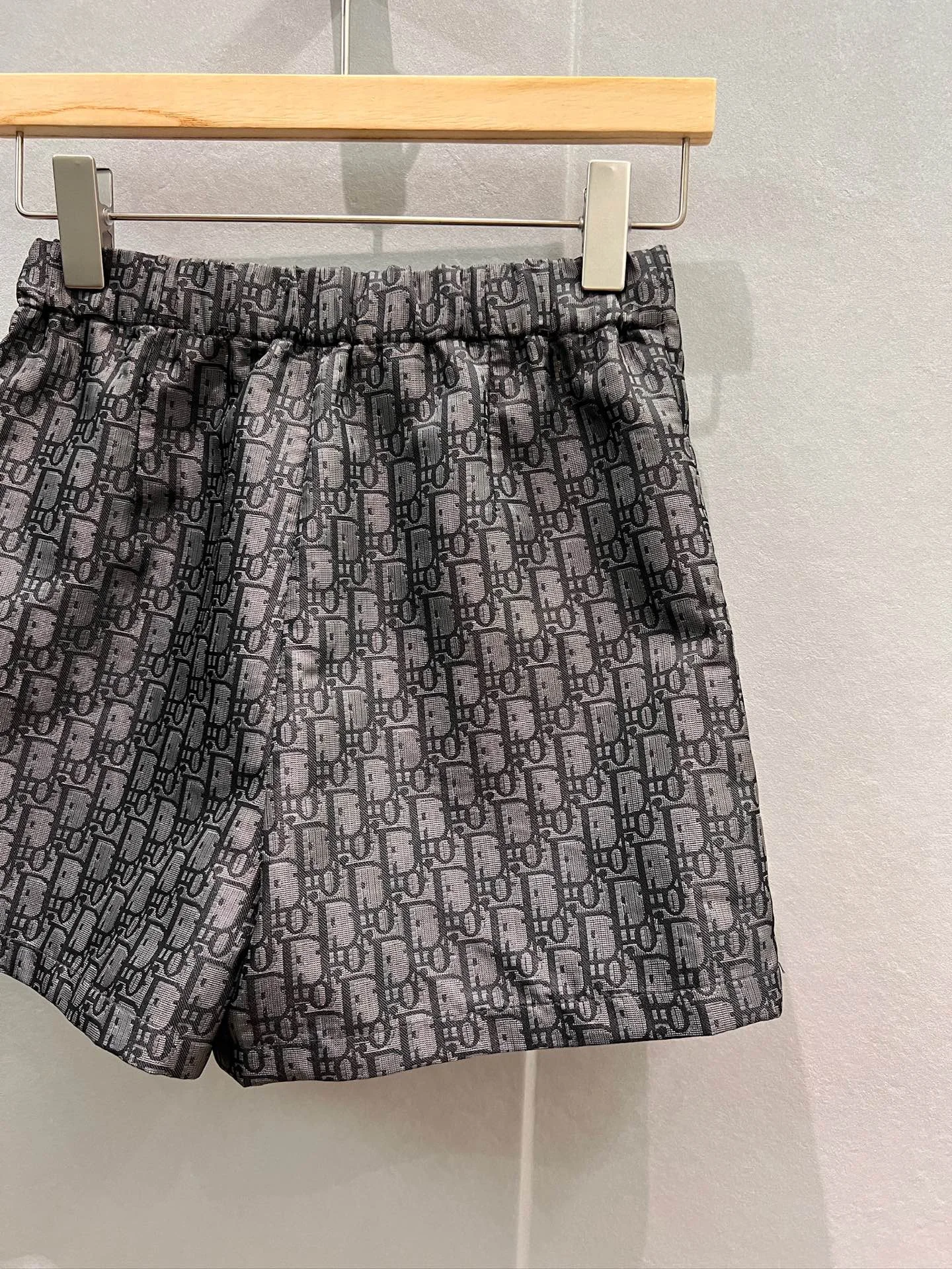 DIOR Shorts Jacquard Fabric S-M-L B30202608042387 - Image 8