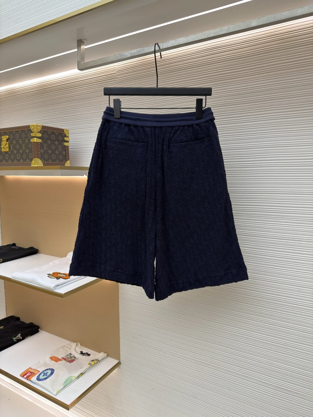 DIOR Shorts S-L B00202608060276 - Image 2