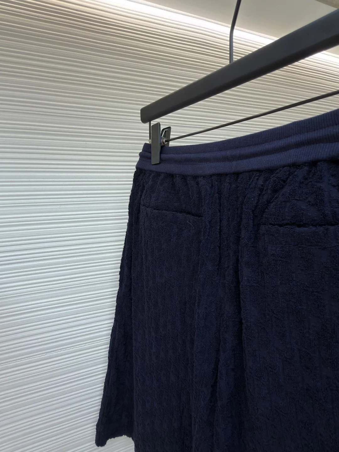 DIOR Shorts S-L B00202608060276 - Image 9