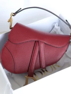 DIOR Shoulder Bags Grained Calfskin Leather (Red-Gold) 21X18X5CM H50202608060295