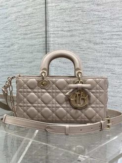 DIOR Shoulder Bags Patent Leather (Beige-Gold) 26X6X14CM G20202608060126