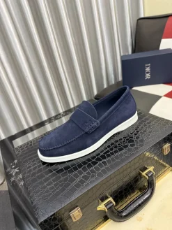 DIOR Sneakers B30202608030110