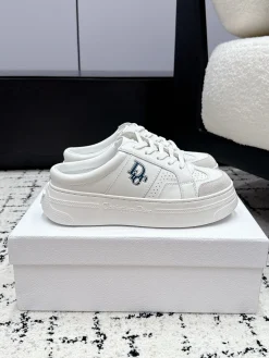 Alternative view of DIOR Sneakers Calfskin Leather EU35-41 C10202608030540