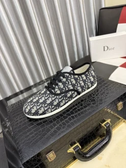 DIOR Sneakers Calfskin Leather EU38-44 A90202608030175