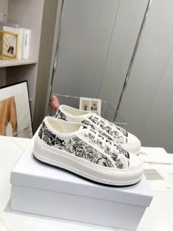DIOR Sneakers Cotton Embroidery EU35-41 B60202608030920