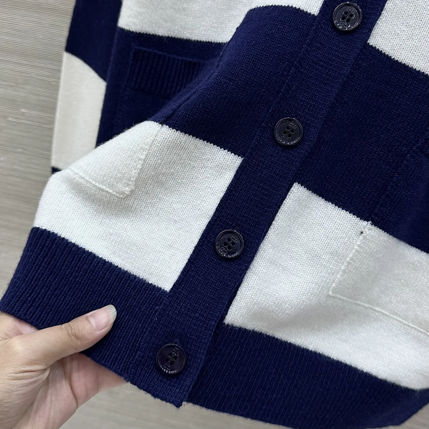 DIOR Sweaters Cashmere S-L B50202608041105 - Image 7