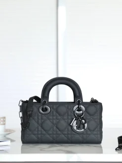 DIOR Top Handle Bags Calfskin Leather (Black) 22X12X6 CM I50202608060312