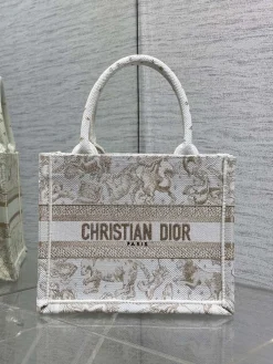 DIOR Totes Bags Canvas (White-Beige) 26X22X8CM D50202608060356