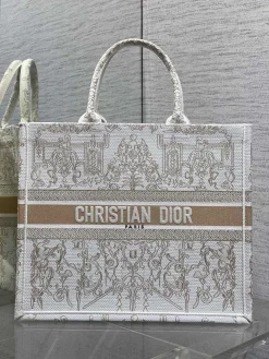 DIOR Totes Bags Canvas (White-Beige) 42X35X17CM E50202608060362