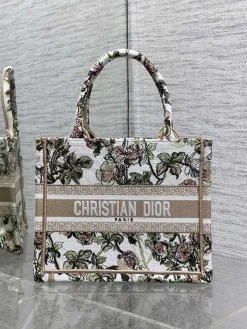 DIOR Totes Bags Canvas (White-Pink) 26X8X22CM D50202608060360