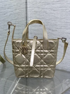 DIOR Trend Bags Calf Leather (Gold) 16X12X18CM G30202608060379