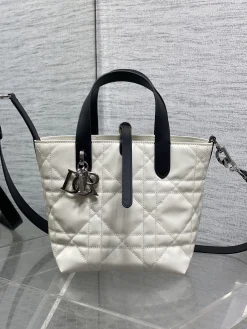 DIOR Trend Bags Calf Leather (White-Black) 16X12X18CM G30202608060187