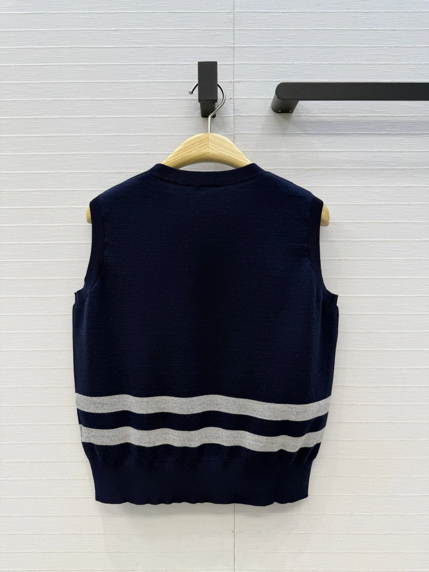 DIOR Vests S-L B50202608040305 - Image 9