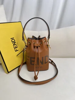 FENDI Bucket Bags Calf Leather (Brown-Gold) 12X10X18CM D80202608080050