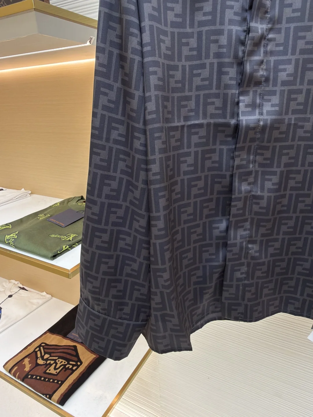 FENDI Shirts Lyocell 39-42 B20202608060257 - Image 6