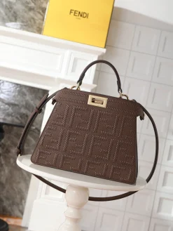 FENDI Shoulder Bags Calf Leather (Brown-Gold) 27X11X20CM I30202608080111