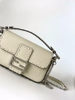 FENDI Shoulder Bags Calf Leather (Cream-Silver) 20X5X13CM E60202608080162