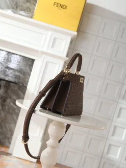 Alternative view of FENDI Shoulder Bags Calfskin Leather (Brown-Gold) 20X11X15CM H30202608080117