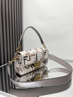 Alternative view of FENDI Shoulder Bags Canvas (White-Brown) 27X6X14 CM D80202608080191