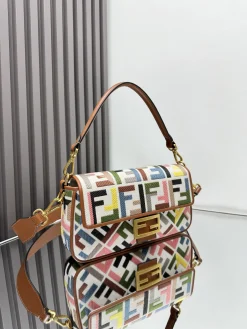 Alternative view of FENDI Shoulder Bags Canvas (White-Brown) 27X6X14CM D80202608080186