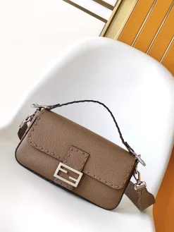 FENDI Shoulder Bags Caviar Leather (Brown-Silver) 27X6X15CM F60202608080155