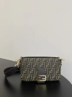 FENDI Shoulder Bags Jacquard Canvas (Brown-Gold) 27X6X15CM D10202608080038