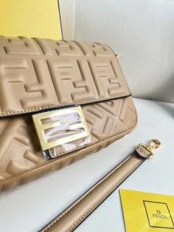 Alternative view of FENDI Shoulder Bags Lamb Leather (Beige-Gold) 27X15X6CM E60202608080000