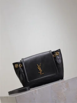 Alternative view of FENDI Shoulder Bags Lamb Leather (Black-Gold) 18X13X6CM D80202608081496