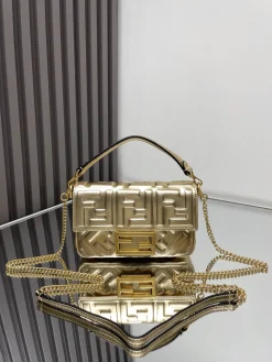 FENDI Shoulder Bags Lamb Leather (Gold) 19X3X11CM D60202608080001