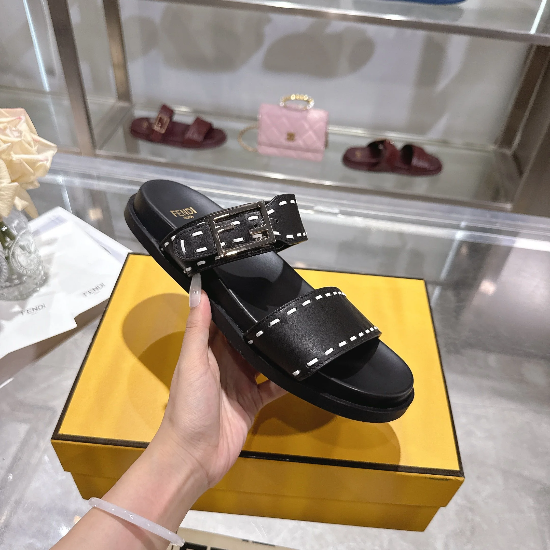 FENDI Slides Calfskin TPU EU35-45 B30202608030038 - Image 5