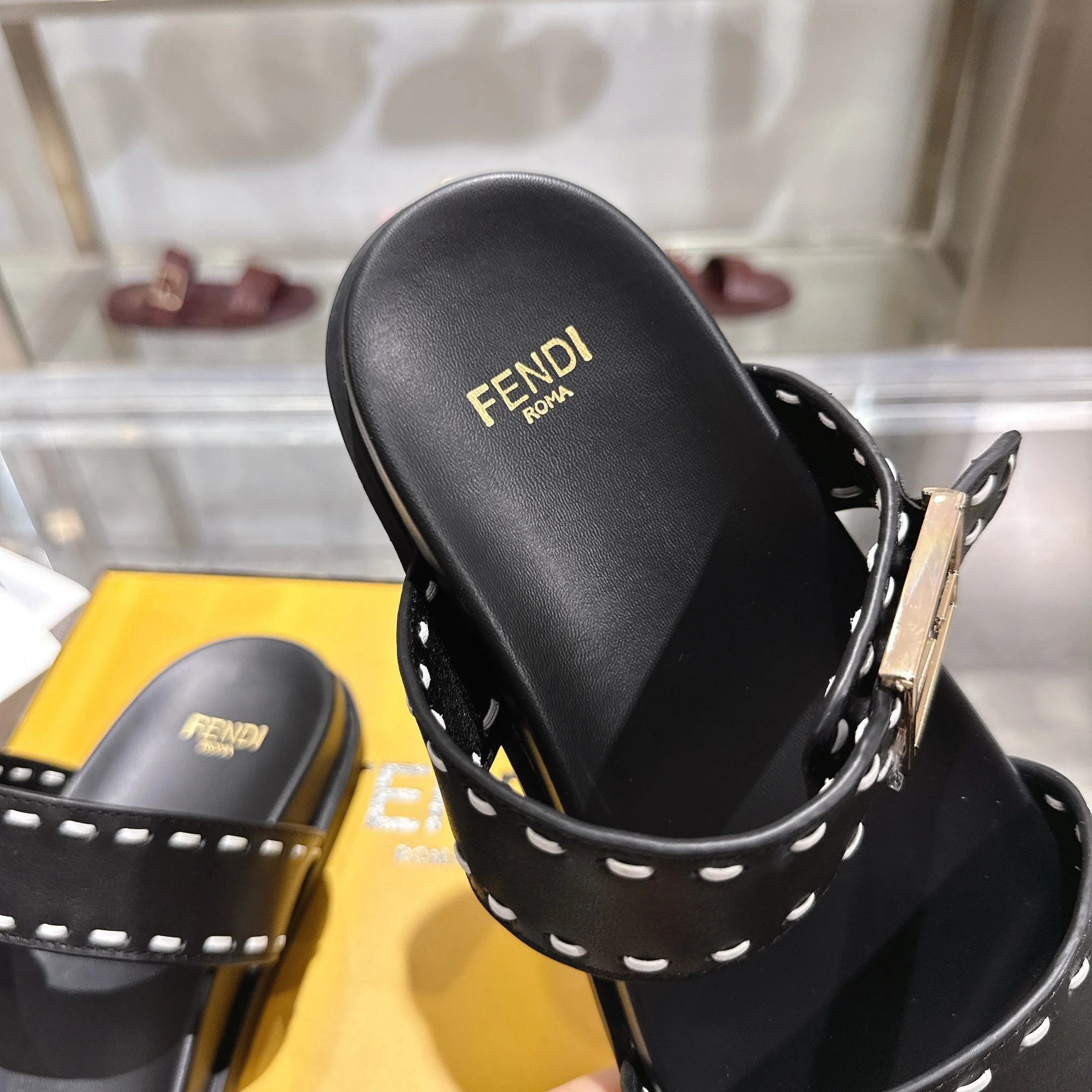 FENDI Slides Calfskin TPU EU35-45 B30202608030038 - Image 7