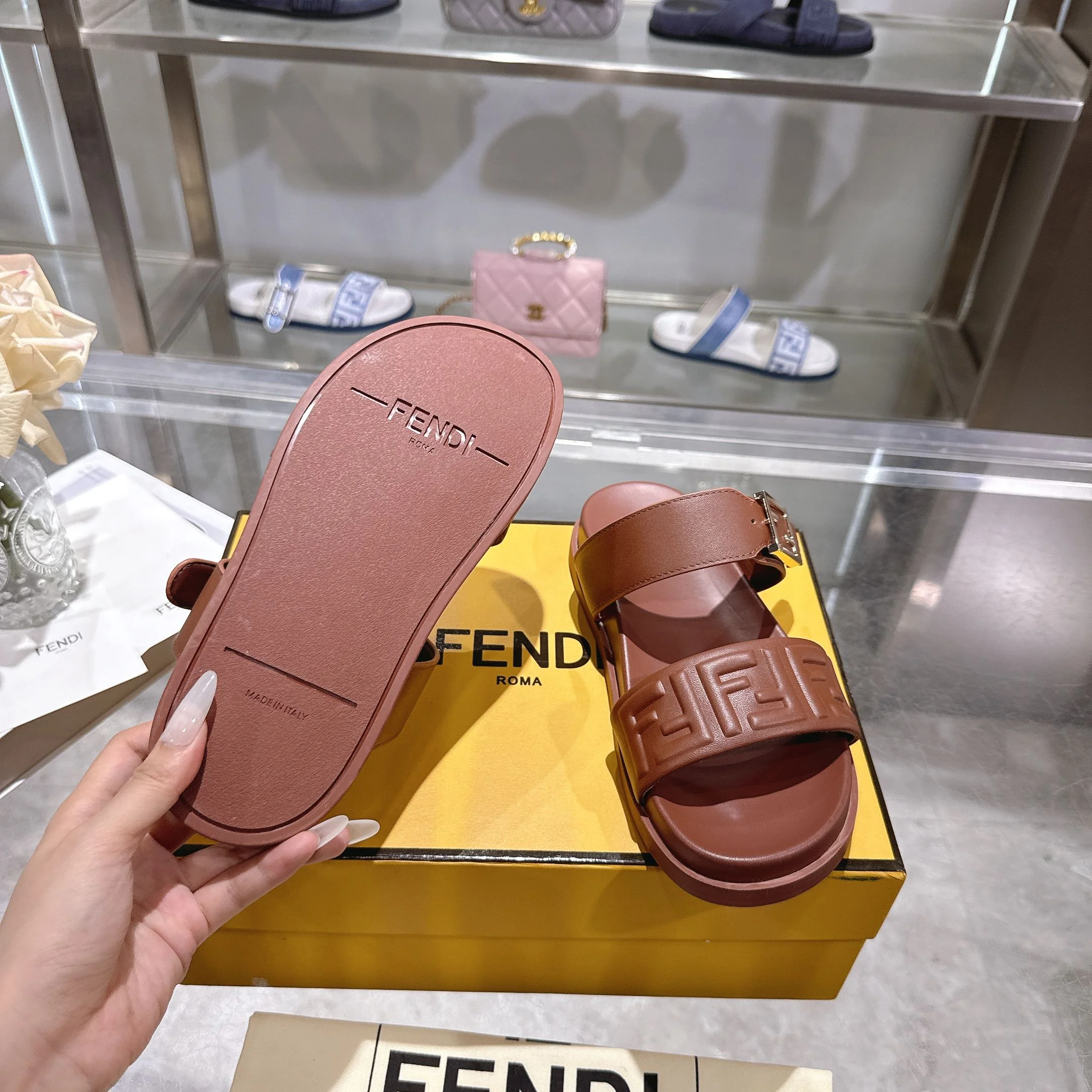 FENDI Slides Leather EU35-45 B30202608030041 - Image 9