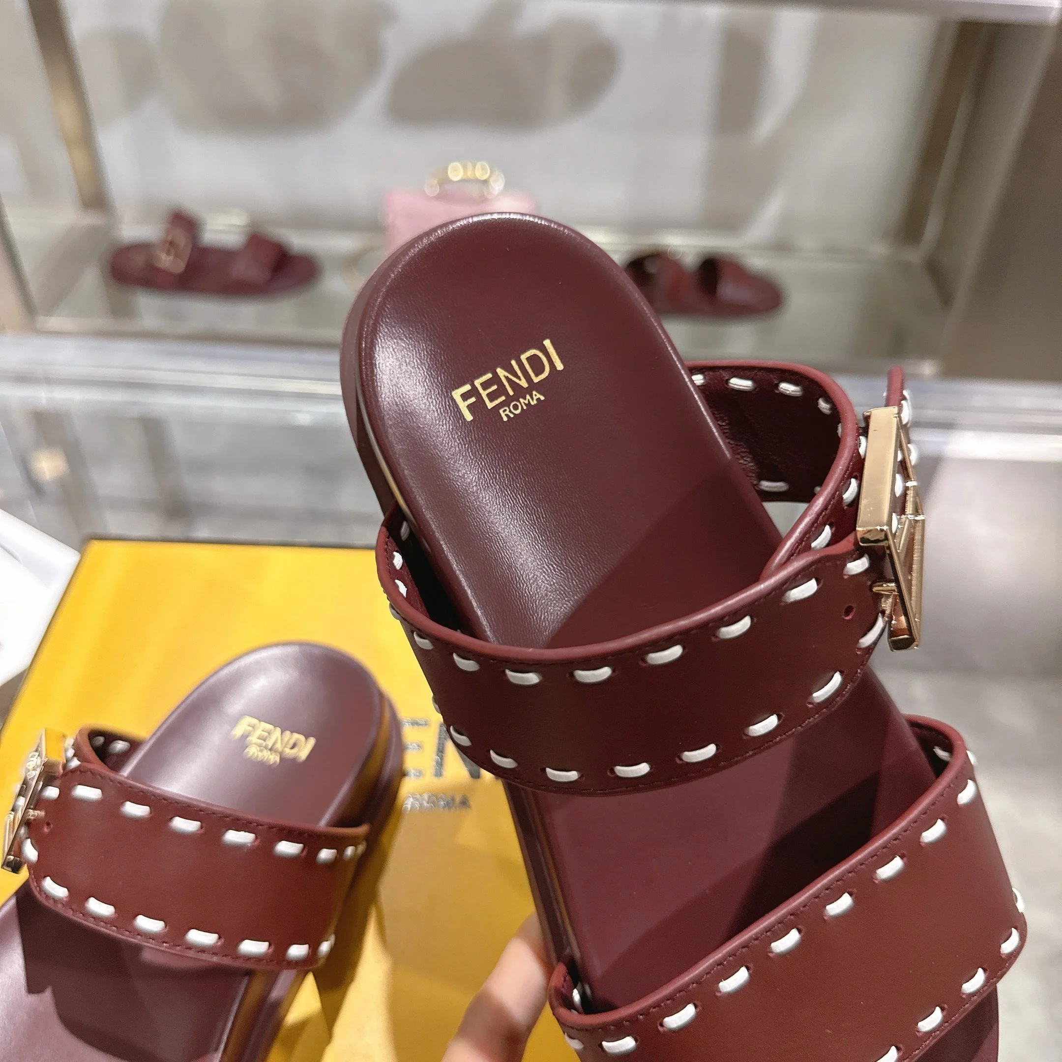 FENDI Slides Leather PVC EU35-45 B30202608030039 - Image 8
