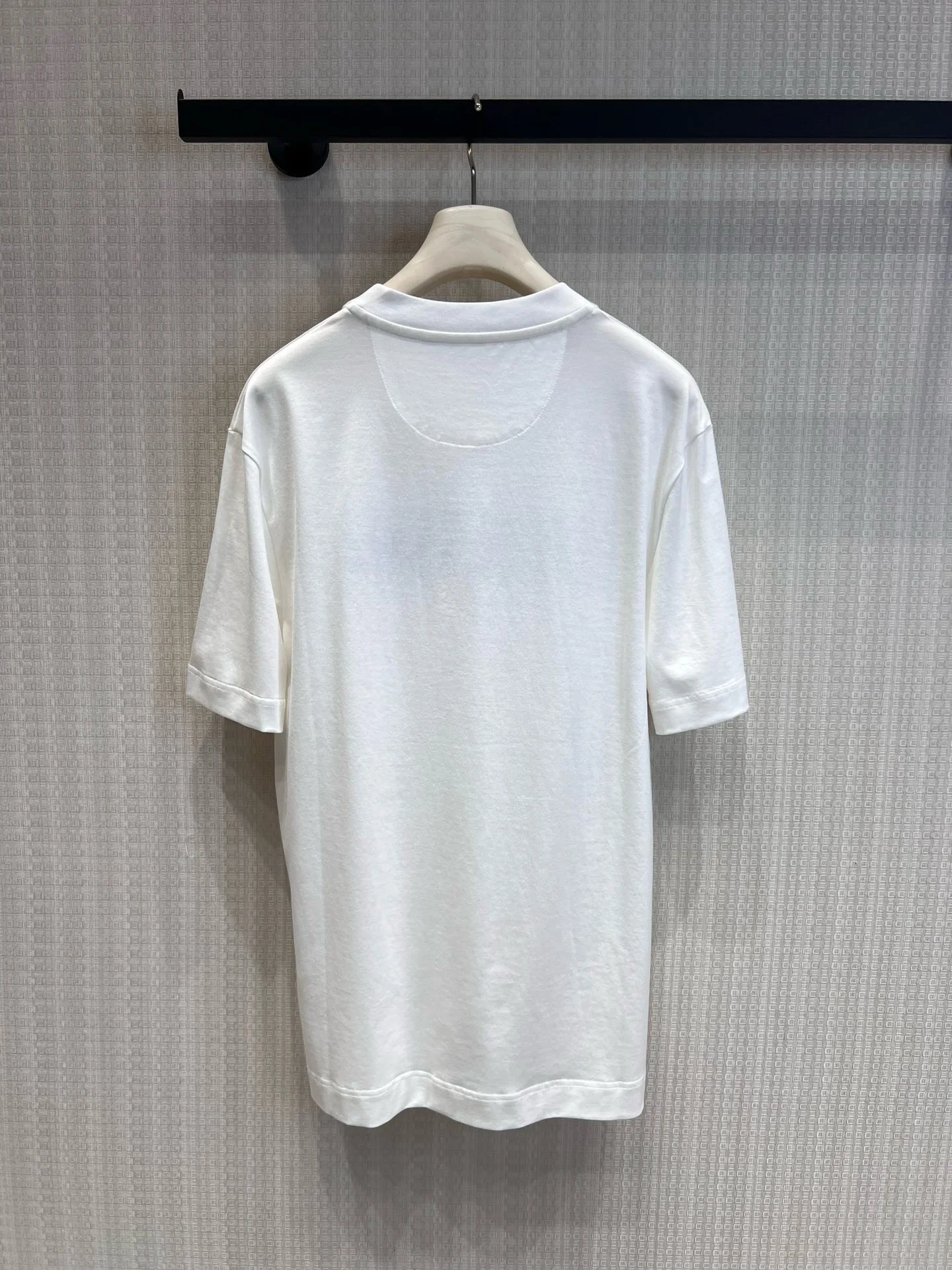 FENDI T-shirts Combed Cotton S_M_L A95202608040791 - Image 2
