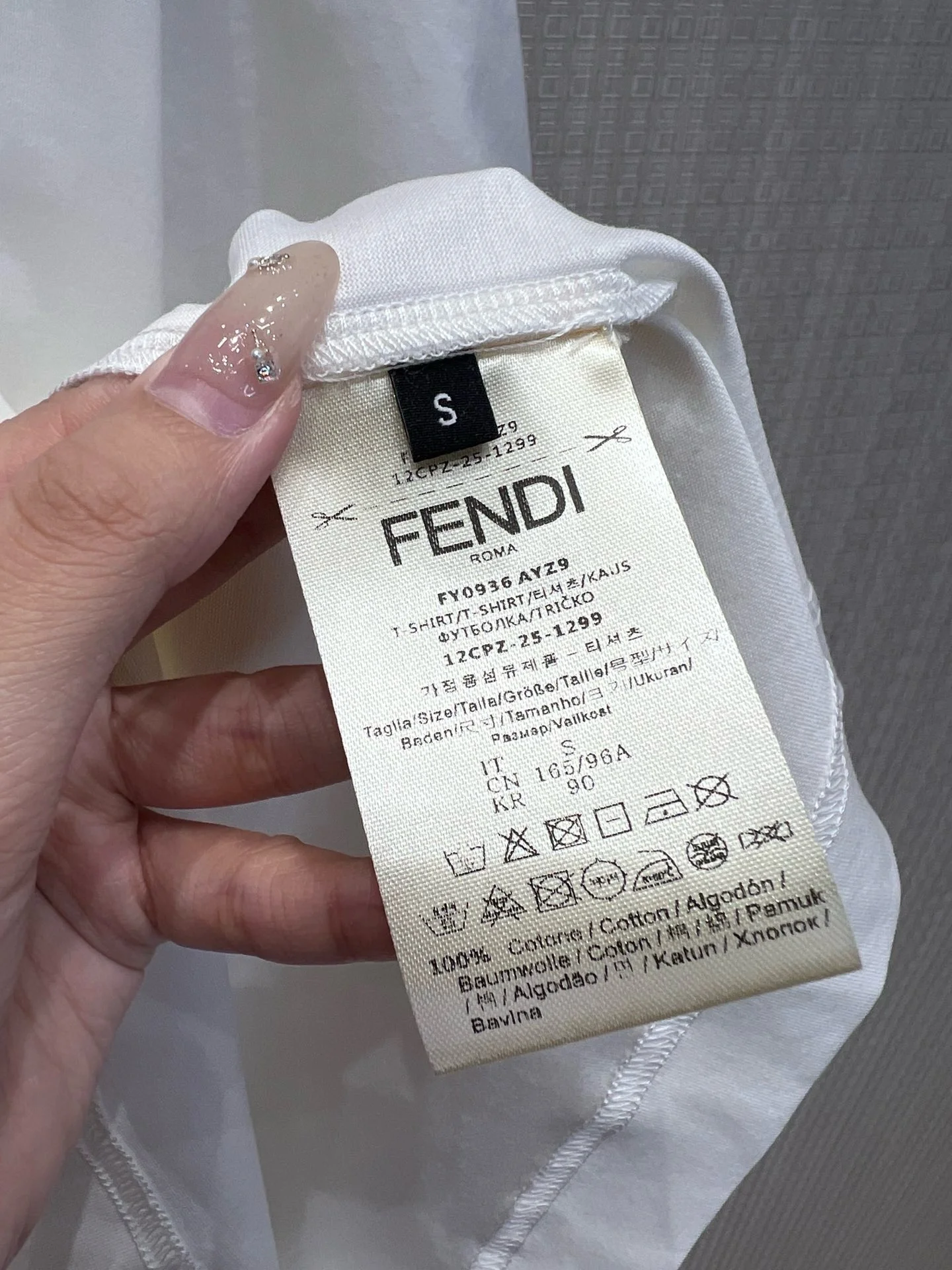 FENDI T-shirts Combed Cotton S_M_L A95202608040791 - Image 9