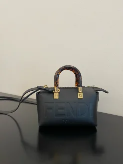 FENDI Top Handle Bags Calfskin Leather (Black-Tortoiseshell) 17X18X8CM D30202608080059