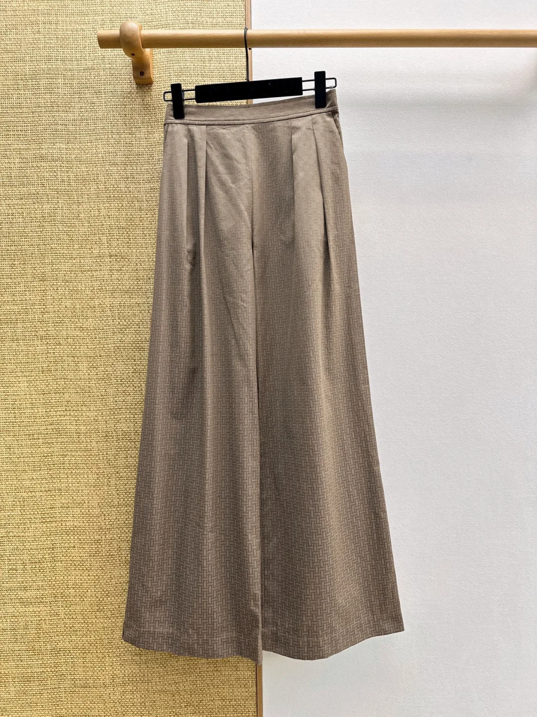 FENDI Trousers Cotton S-M-L B45202608042733