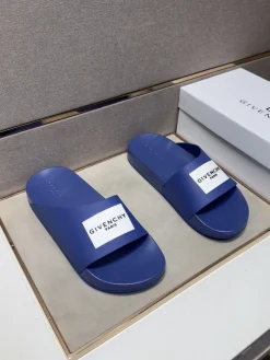 GIVENCHY Slides Mixed Materials EU38-46 A20202608030503