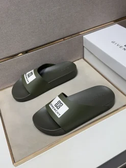 Alternative view of GIVENCHY Slides Mixed Materials EU38-46 A20202608030511