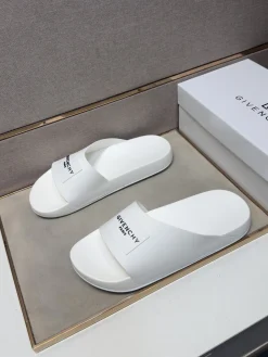 Alternative view of GIVENCHY Slides Multi-material EU38-46 A20202608030501