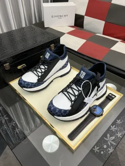 Alternative view of GIVENCHY Sneakers Leather EU38-44 B80202608030152